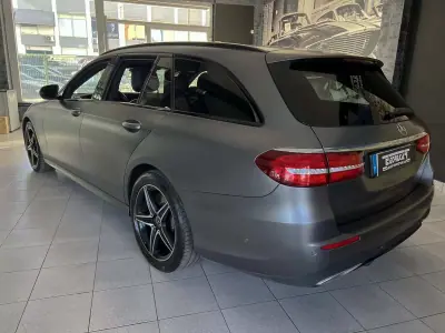 Mercedes-Benz E 300 2019 — foto 3 de 26