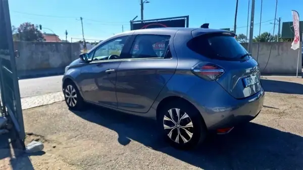 Renault Zoe 2023 — foto 3 de 22
