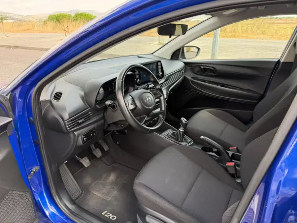 Hyundai i20 2023 - 15500 EUR, 49950 km - 49950km - foto 10 de 45