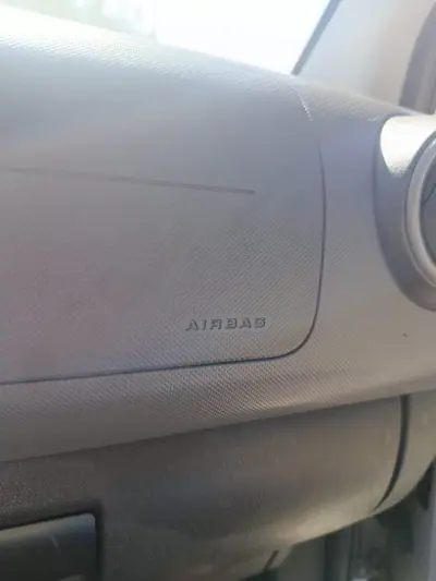 Citroën Berlingo 2011 - 7450 EUR, 172000 km - foto 5 de 6