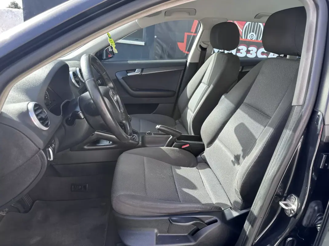 Audi A3 Sportback 2009 - 6500 EUR, 330000 km - AUTO.MOTO.pt - 330000km - foto 13 de 35
