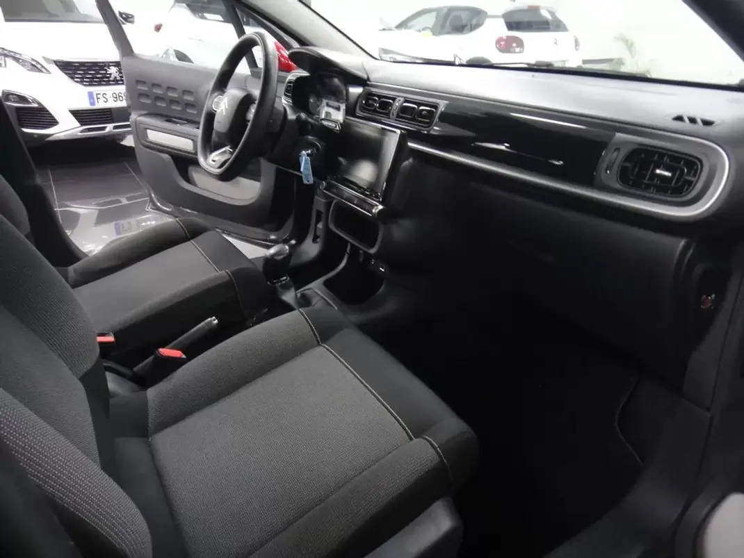 Citroën C3 2018 - 8990 EUR, 97000 km - AUTO.MOTO.pt - 97000km - foto 15 de 22