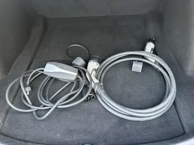 Tesla Model 3 2019 - 24900 EUR, 170000 km - 170000km - foto 21 de 49