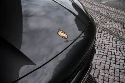Porsche Cayenne Coupé 2020 - 69890 EUR, 126171 km - AUTO.MOTO.pt - 126171km - foto 9 de 45