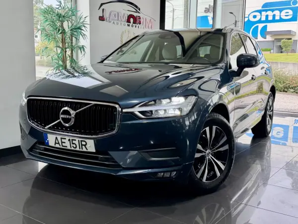 Volvo XC 60 2.0 B4 Momentum Plus 2020 Gasolina