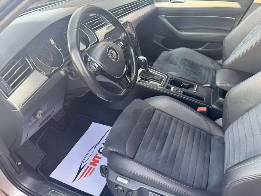 Volkswagen Passat Variant 2019 - 18900 EUR, 258985 km - AUTO.MOTO.pt - 258985km - foto 20 de 27