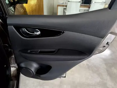 Nissan Qashqai 2015 - 14500 EUR, 171000 km - AUTO.MOTO.pt - 171000km - foto 62 de 86