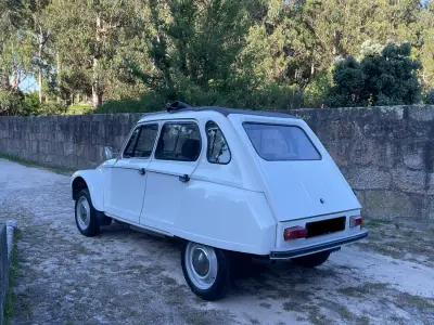 Citroën Dyane 1979 - 7900 EUR, 92000 km - AUTO.MOTO.pt - 92000km - foto 6 de 38
