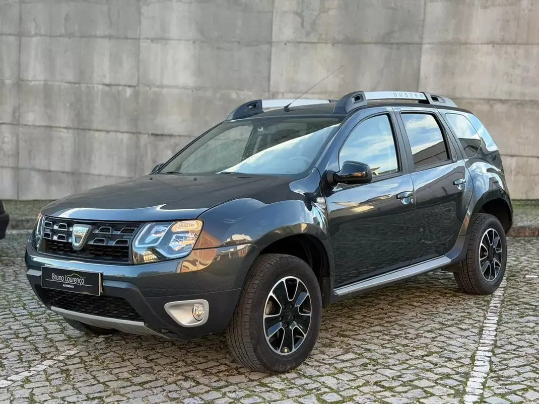 Dacia Duster 2018 - 12900 EUR, 131000 km - AUTO.MOTO.pt - 131000km - foto 7 de 31