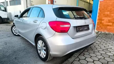 Mercedes-Benz A 180 2014 - 15800 EUR, 180000 km - AUTO.MOTO.pt - 180000km - foto 16 de 23