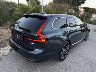 Volvo V90 2023 - 35999 EUR, 100000 km - AUTO.MOTO.pt - 100000km - foto 9 de 21