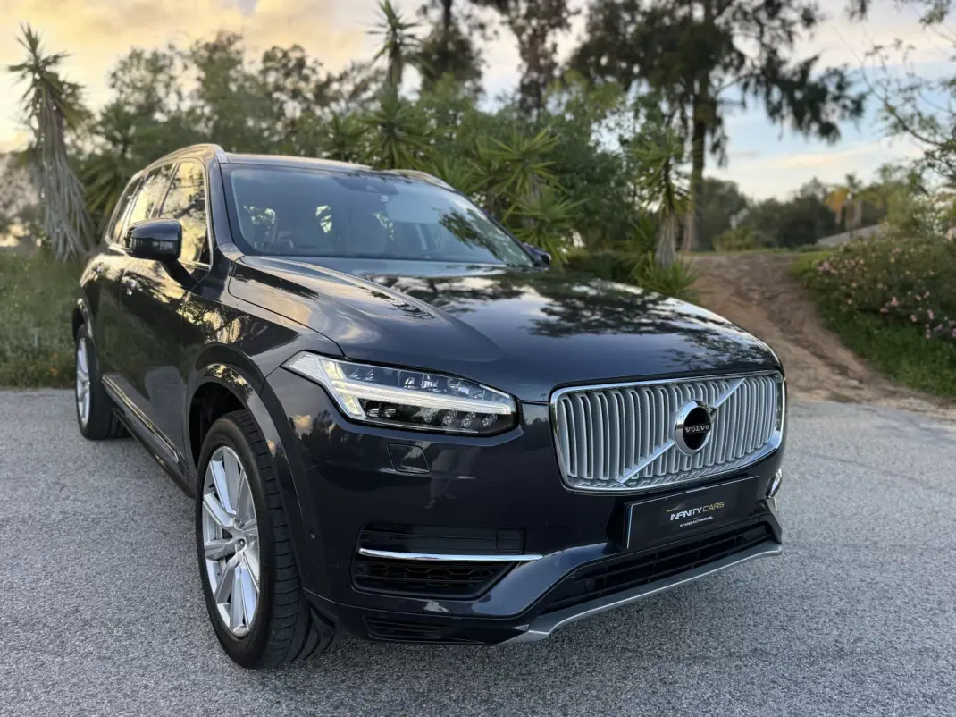 Volvo XC 90 2016 - 24999 EUR, 180000 km - AUTO.MOTO.pt - 180000km - foto 4 de 25