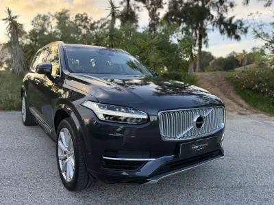 Volvo XC 90 2016 - 24999 EUR, 180000 km - AUTO.MOTO.pt - 180000km - foto 4 de 25