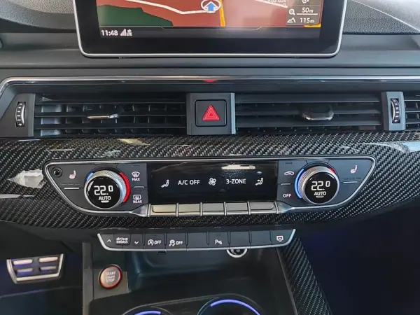Audi RS5 2018 - 64900 EUR, 152900 km - AUTO.MOTO.pt - 152900km - foto 35 de 54