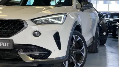 Cupra Formentor 2022 - 29990 EUR, 48000 km - AUTO.MOTO.pt - 48000km - foto 27 de 52