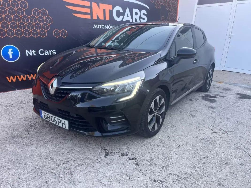 Renault Clio 2023 - 15900 EUR, 93754 km - 93754km - foto 2 de 7