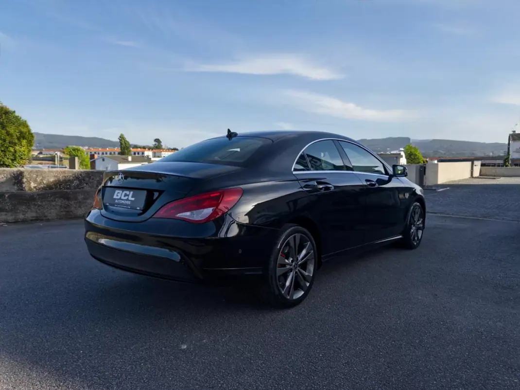 Mercedes-Benz CLA 180 2014 - 16990 EUR, 145000 km - AUTO.MOTO.pt - 145000km - foto 7 de 32