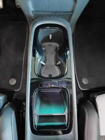 Volkswagen ID.3 2024 - 32750 EUR, 4000 km - AUTO.MOTO.pt - 4000km - foto 31 de 36