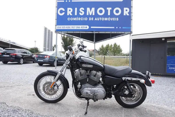 Harley-Davidson Sportster 883 Low 2009 Petrol — 21 000 km · Braga Harley-Davidson Sportster 883 Low 2009 Petrol