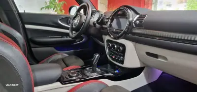 MINI Clubman 2018 - 21950 EUR, 149800 km - AUTO.MOTO.pt - 149800km - foto 20 de 27