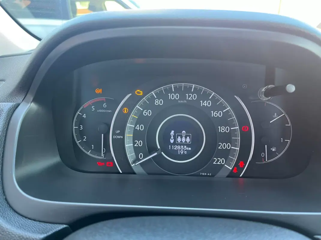 Honda CR-V 2018 - 19500 EUR, 112000 km - AUTO.MOTO.pt - 112000km - foto 7 de 20