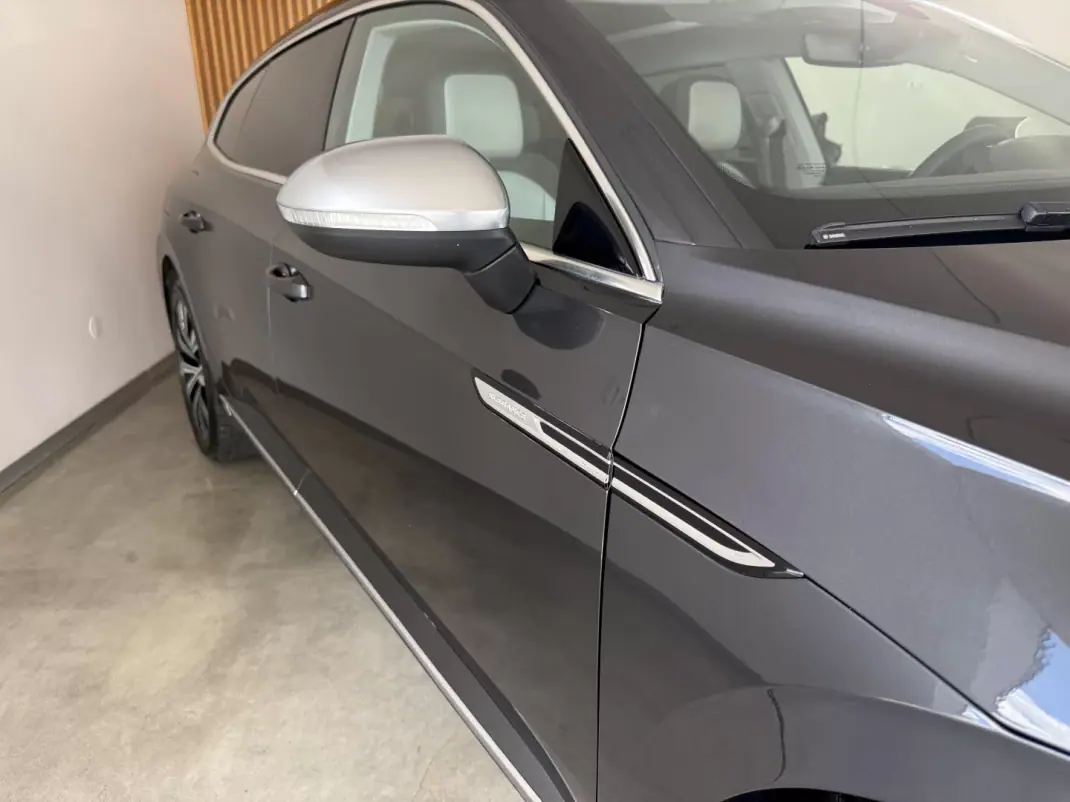 Volkswagen Arteon Shooting Brake 2021 - 23500 EUR, 168600 km - AUTO.MOTO.pt - 168600km - foto 114 de 144