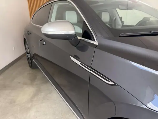 Volkswagen Arteon Shooting Brake 2021 - 23500 EUR, 168600 km - AUTO.MOTO.pt - 168600km - foto 114 de 144