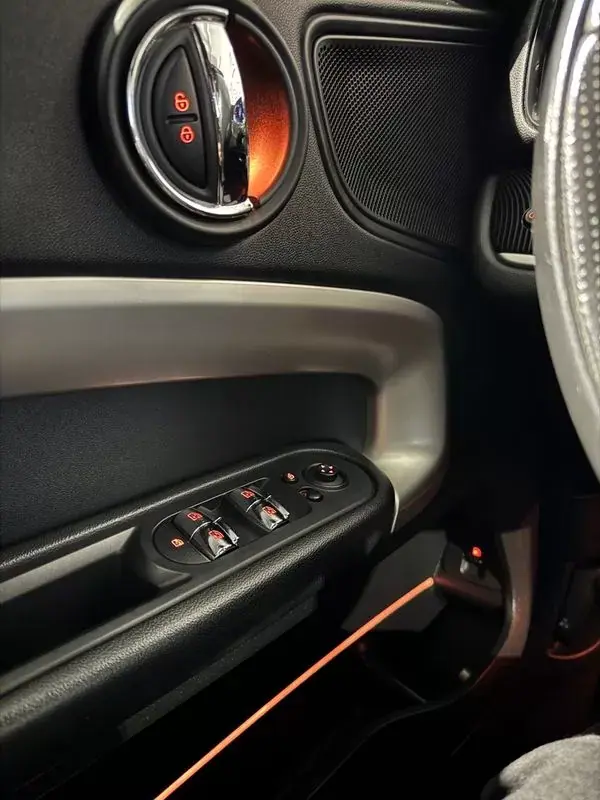 MINI Countryman 2021 - 28900 EUR, 61900 km - AUTO.MOTO.pt - 61900km - foto 40 de 59