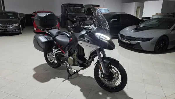 Ducati Multistrada 1260 Enduro 2022 - 19500 EUR, 31714 km - AUTO.MOTO.pt - 31714km - foto 3 de 28