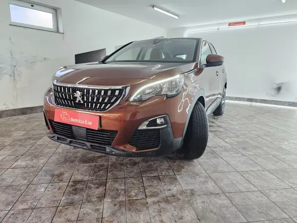 Peugeot 3008 2018 - 17990 EUR, 122503 km - AUTO.MOTO.pt - 122503km - foto 6 de 25