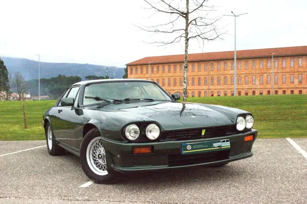 Jaguar XJ S HE 5.3 V12 HE 1989 Gasolina — 172 000 km · Porto Jaguar XJ S HE 5.3 V12 HE 1989 Gasolina