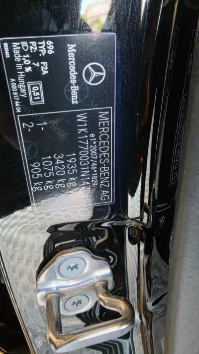 Mercedes-Benz A 180 2019 - 18900 EUR, 238120 km - AUTO.MOTO.pt - 238120km - foto 50 de 53