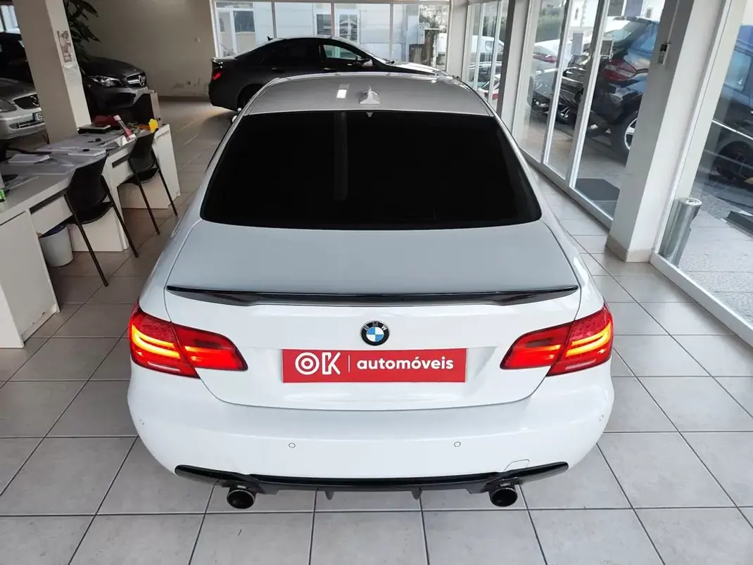 BMW 320 2012 - 18650 EUR, 179300 km - AUTO.MOTO.pt - 179300km - foto 10 de 35