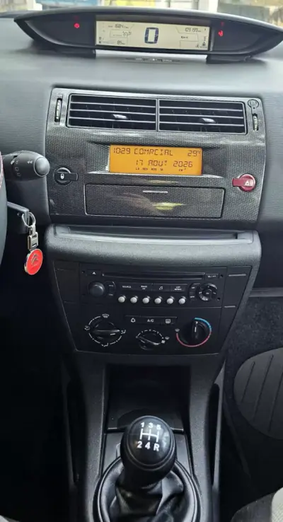 Citroën C4 2005 - 4999 EUR, 109000 km - 109000km - foto 9 de 15