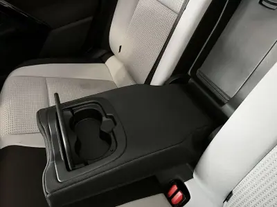 Peugeot 508 SW 2013 - 8900 EUR, 217279 km - AUTO.MOTO.pt - 217279km - foto 15 de 23