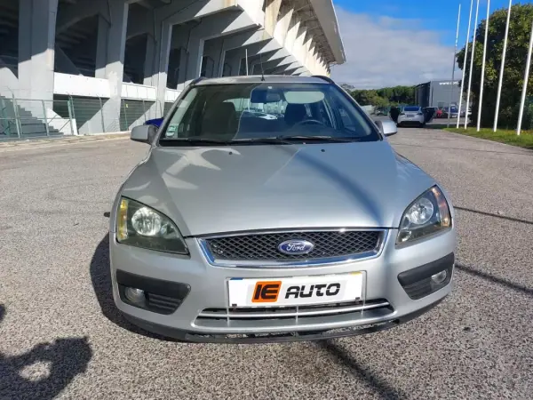 Ford Focus SW 2005 - 2990 EUR, 307902 km - AUTO.MOTO.pt - 307902km - foto 10 de 27