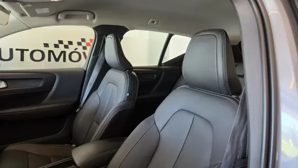 Volvo XC 40 2018 - 21900 EUR, 36539 km - AUTO.MOTO.pt - 36539km - foto 37 de 52