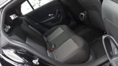 Mercedes-Benz CLA 180 2022 - 23900 EUR, 105000 km - 105000km - foto 10 de 33