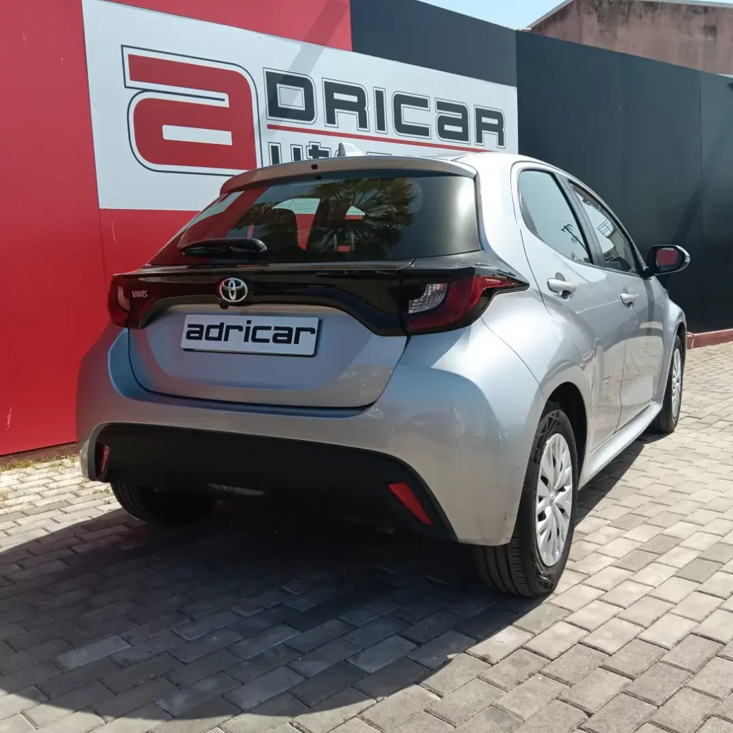 Toyota Yaris 2021 - 17490 EUR, 28569 km - AUTO.MOTO.pt - 28569km - foto 16 de 19