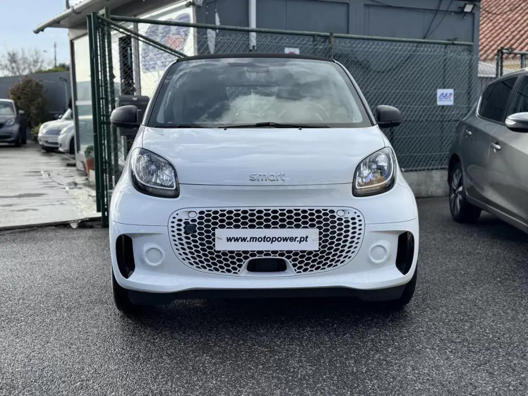 Smart ForTwo Coupé 2022 - 12900 EUR, 19500 km - AUTO.MOTO.pt - 19500km - foto 5 de 10