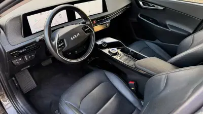Kia EV6 2022 - 25900 EUR, 146000 km - AUTO.MOTO.pt - 146000km - foto 5 de 22