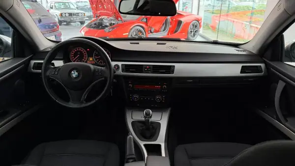 BMW 320 2007 - 13990 EUR, 175425 km - AUTO.MOTO.pt - 175425km - foto 13 de 24