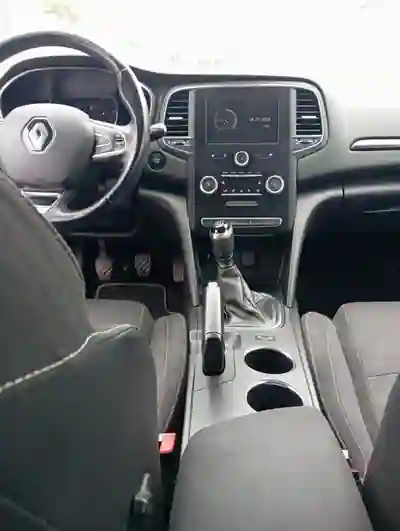 Renault Mégane Sport Tourer 2016 - 6850 EUR, 249000 km - 249000km - foto 6 de 8