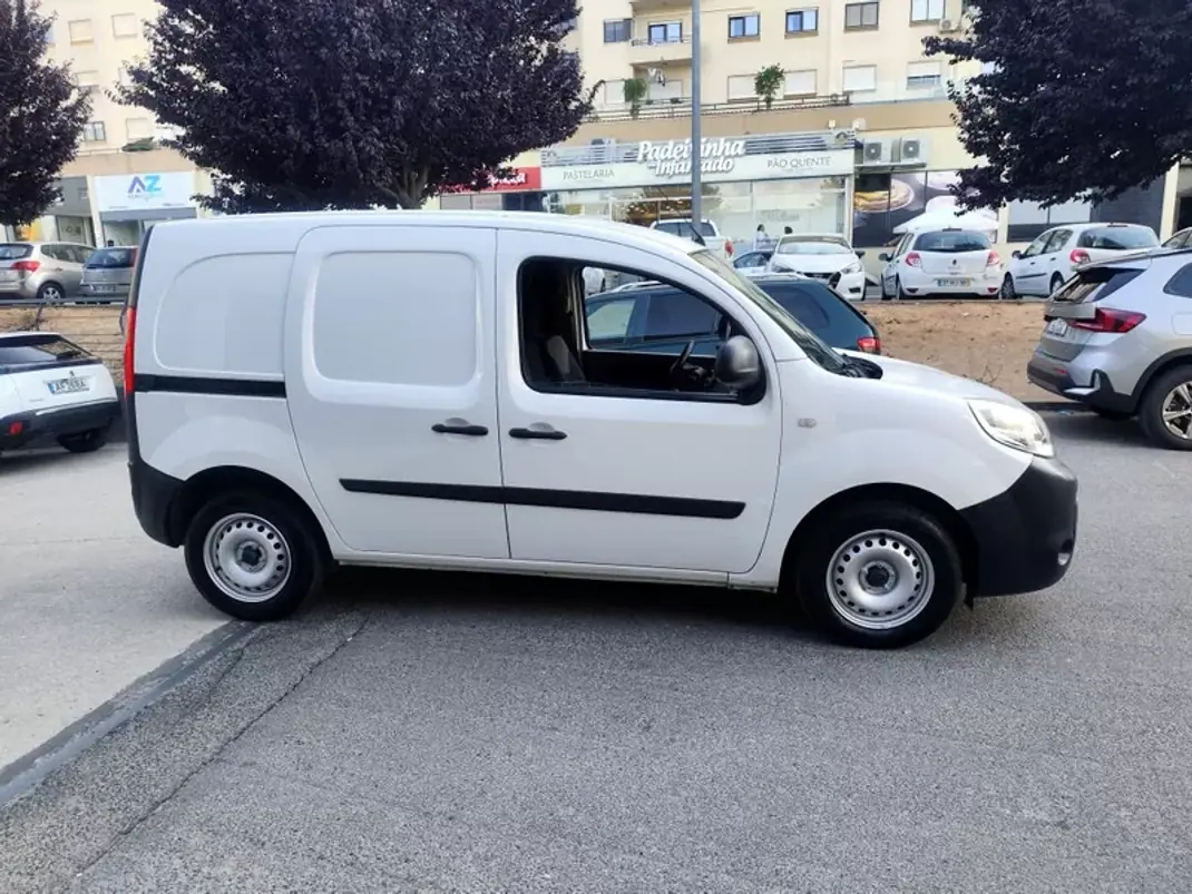 Renault Kangoo 2020 - 9980 EUR, 173000 km - 173000km - foto 7 de 25