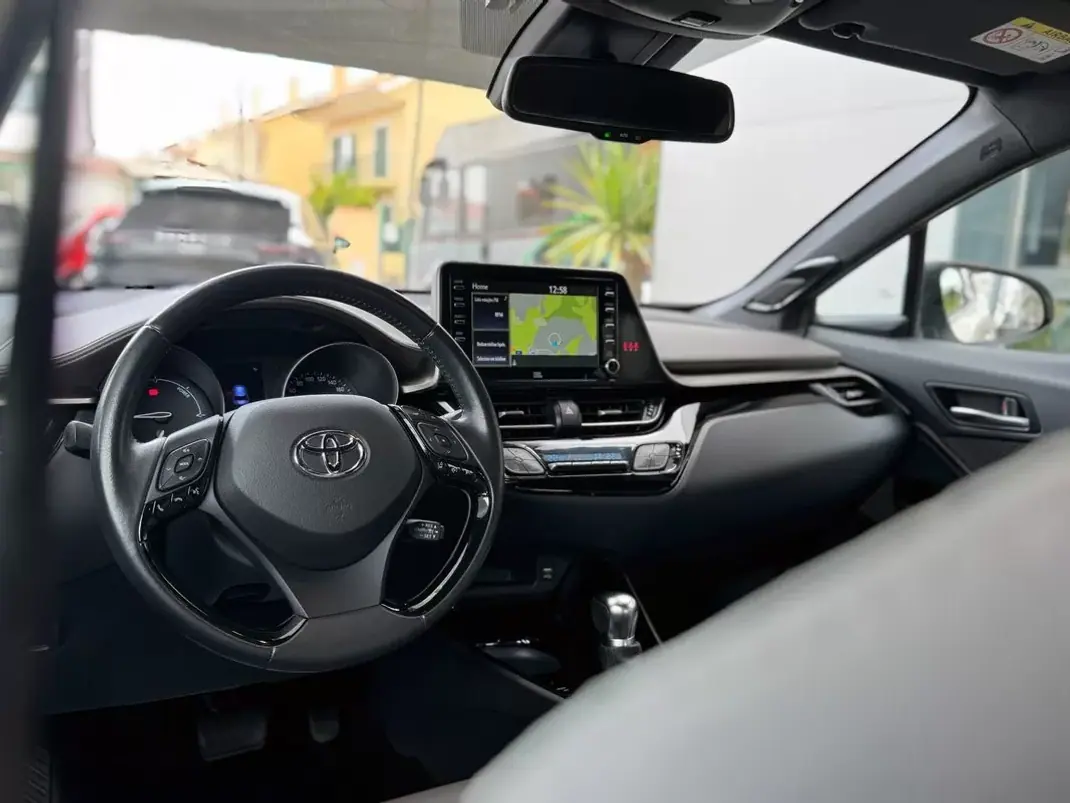 Toyota C-HR 2020 - 24400 EUR, 57145 km - AUTO.MOTO.pt - 57145km - foto 24 de 40
