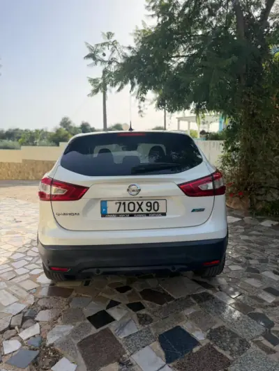 Nissan Qashqai 2014 - 13900 EUR, 167089 km - 167089km - foto 5 de 9