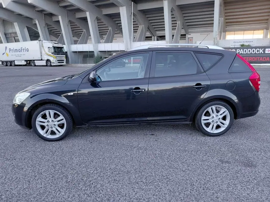 Kia Ceed SW 2008 - 4490 EUR, 182285 km - AUTO.MOTO.pt - 182285km - foto 3 de 25