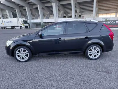 Kia Ceed SW 2008 - 4490 EUR, 182285 km - AUTO.MOTO.pt - 182285km - foto 3 de 25