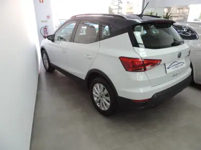 SEAT Arona 2022 - 13950 EUR, 84300 km - AUTO.MOTO.pt - 84300km - foto 5 de 12