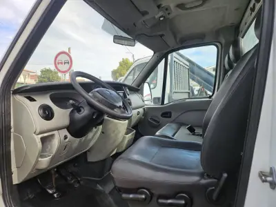 Renault 2008 — foto 4 de 6